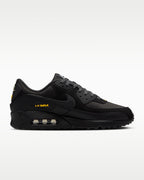 AM 90 Retro Sneakers