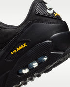 AM 90 Retro Sneakers