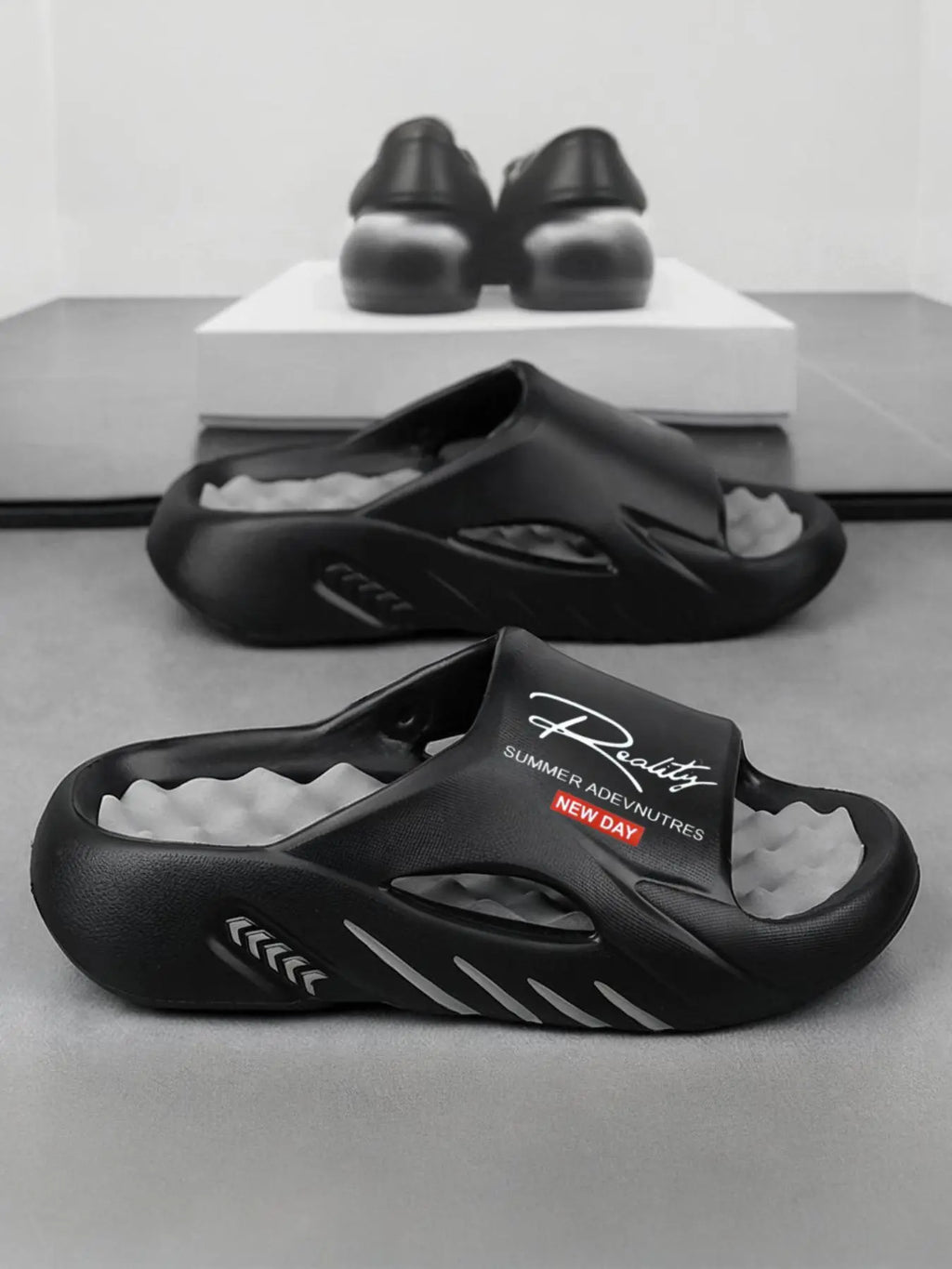 Men's Casual Letter Print Slides