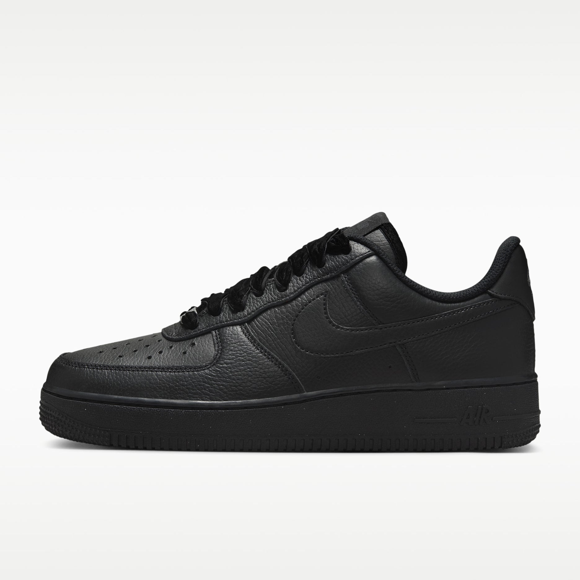 AF1 Full Black Sneakers