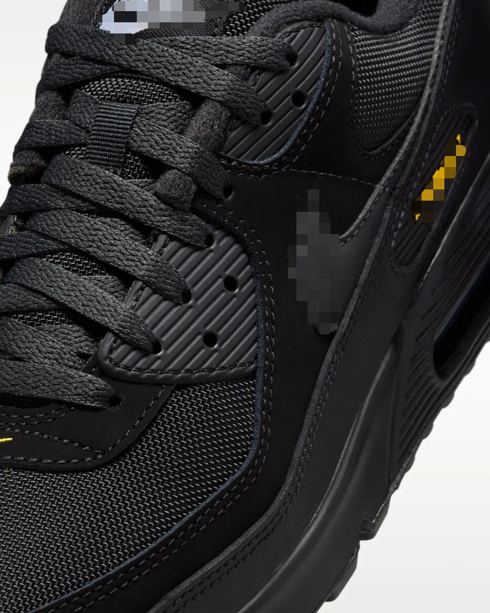 AM 90 Retro Sneakers