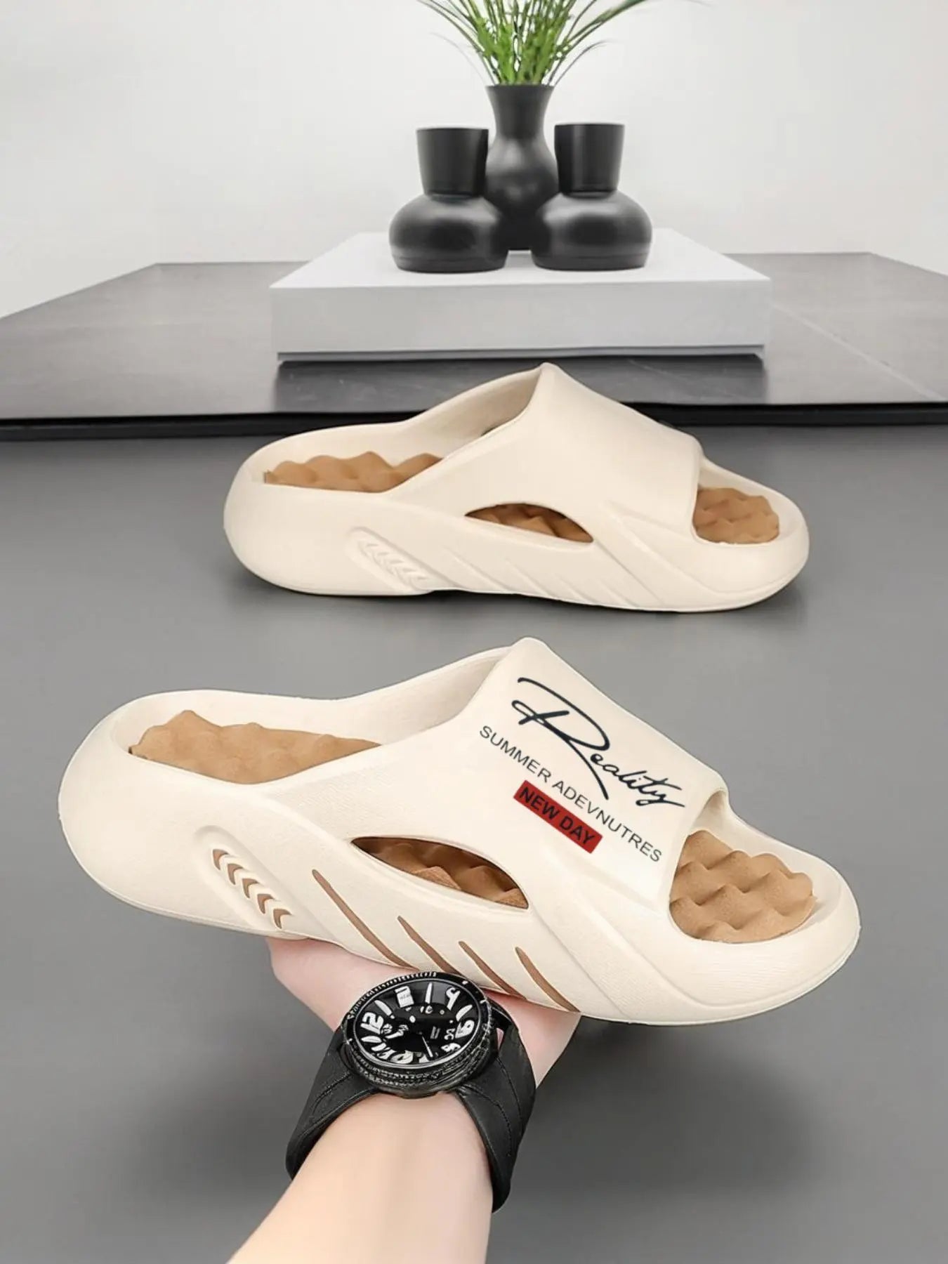 Men's Casual Letter Print Slides