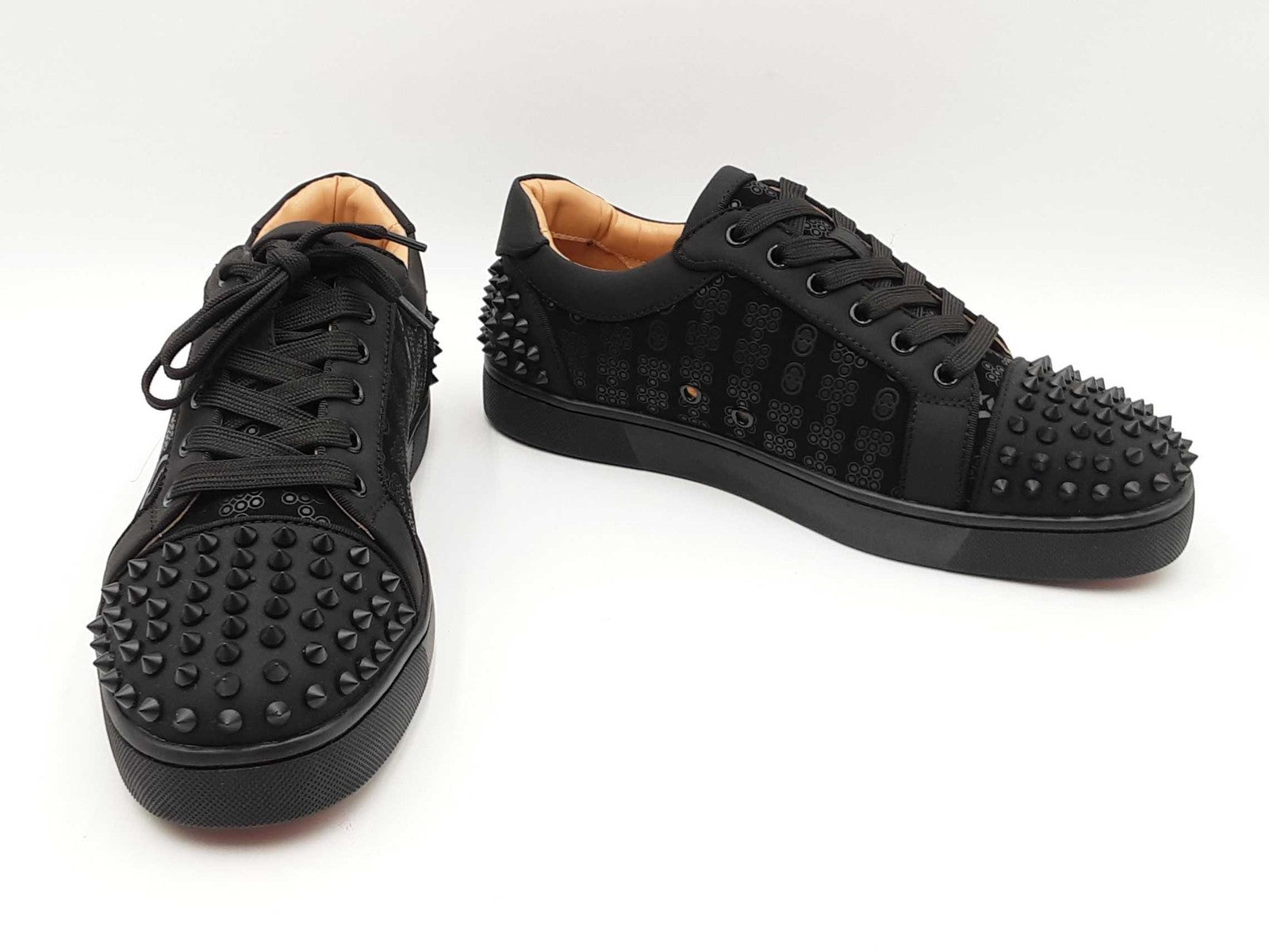 Christian Louboutin Louis Junior Spikes Black Suede Sneakers Sz 40 Fw0426lcrdu